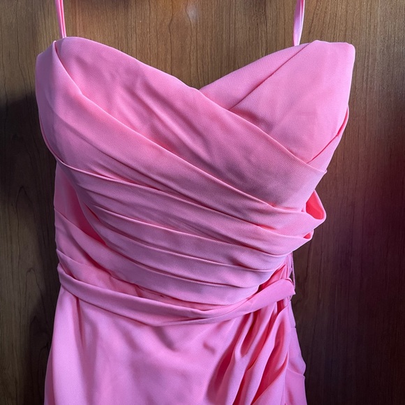 Two Coral Chiffon Bridesmaids Dresses - Perfect condition - Summer Wedding - Picture 7 of 8